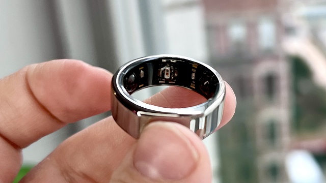 Oura ring